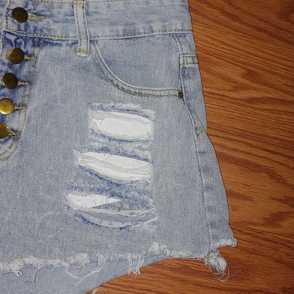 Shein Distressed button fly  jean shorts Sz M  NWOT - Picture 4 of 8